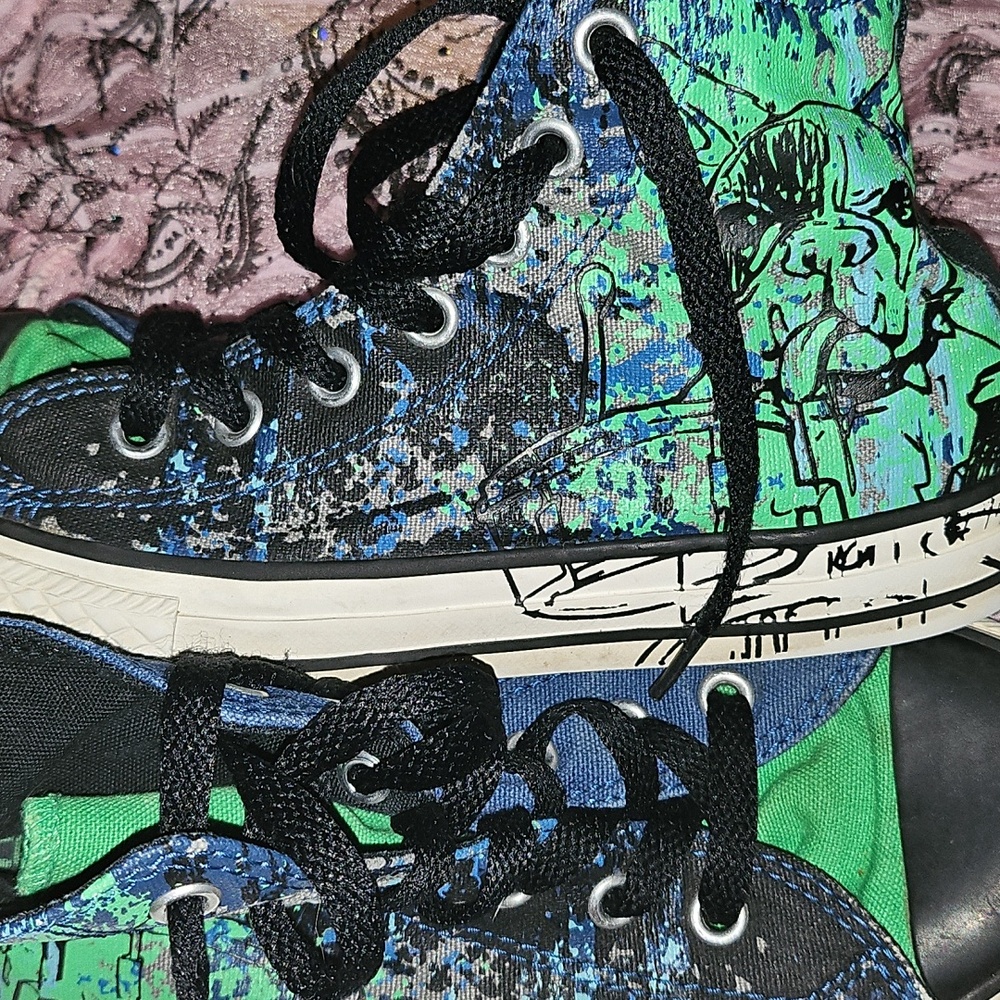 EUC Vintage Boys Converse Midnight Hound Blue and Green Artistic High-Tops - Picture 2 of 5